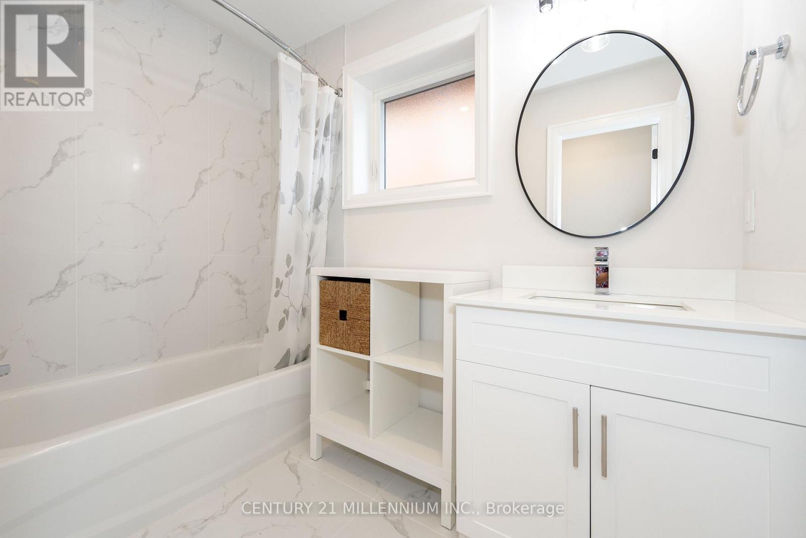 A - 31 Mariposa Avenue, Toronto, Ontario  M6N 4A1 - Photo 18 - W13633558
