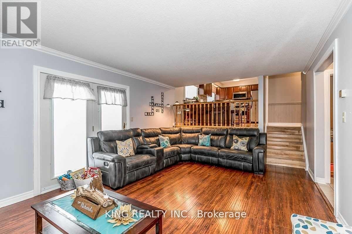 40 Victoria Crescent, Caledon, Ontario  L7K 0A1 - Photo 3 - W13633632