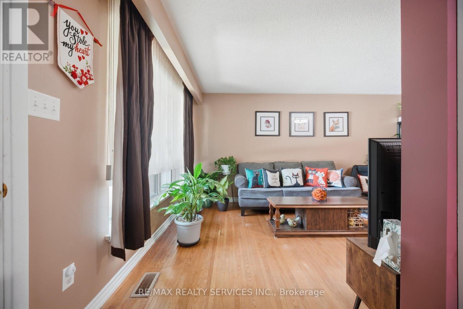 15 Ferndale Crescent, Brampton, Ontario  L6Y 3V3 - Photo 7 - W13633644