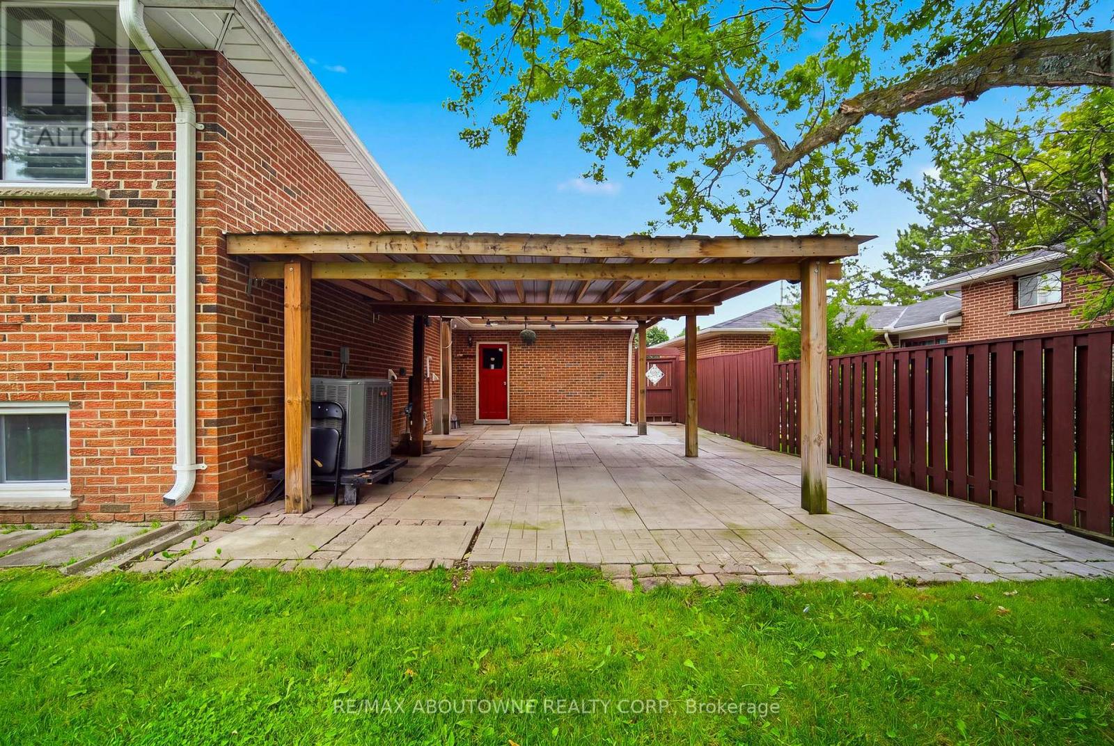 6346 Neuchatel Road, Mississauga, Ontario  L5N 2J8 - Photo 30 - W13633646