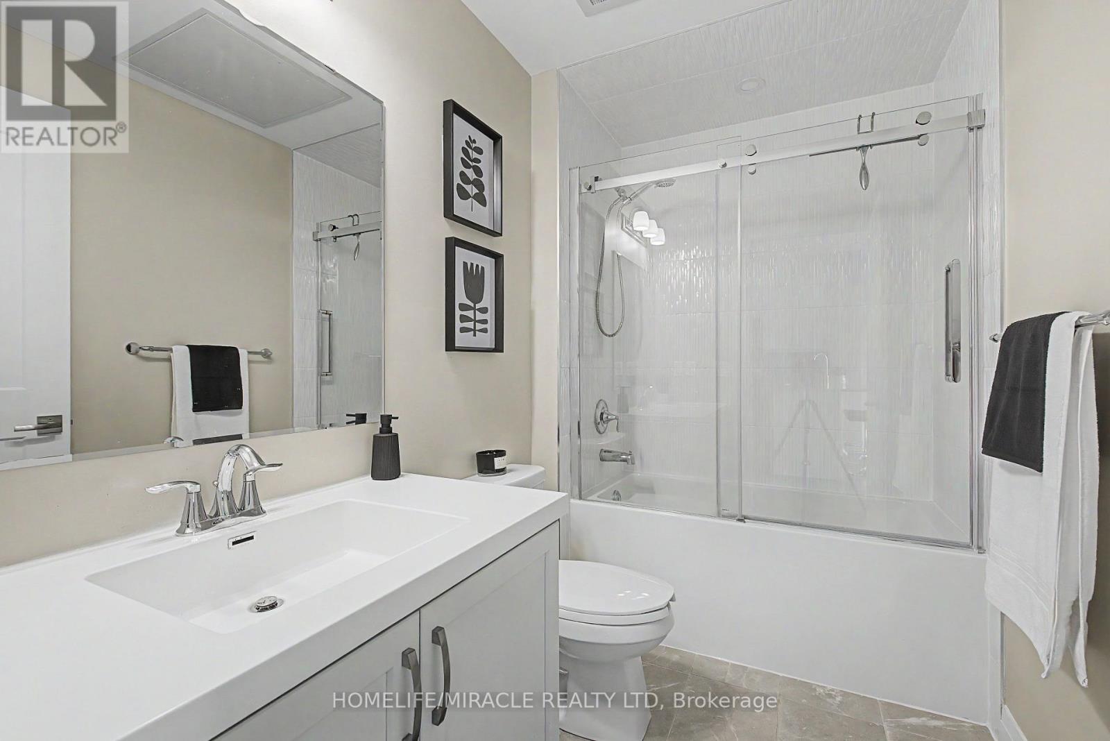 215 - 102 Grovewood Common, Oakville, Ontario  L6H 0X2 - Photo 21 - W13633684
