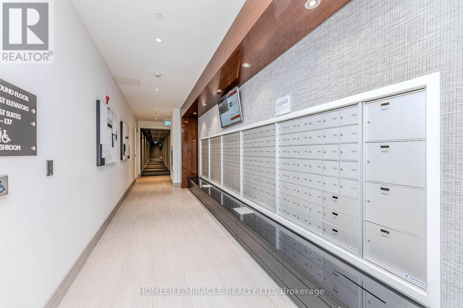 215 - 102 Grovewood Common, Oakville, Ontario  L6H 0X2 - Photo 9 - W13633684