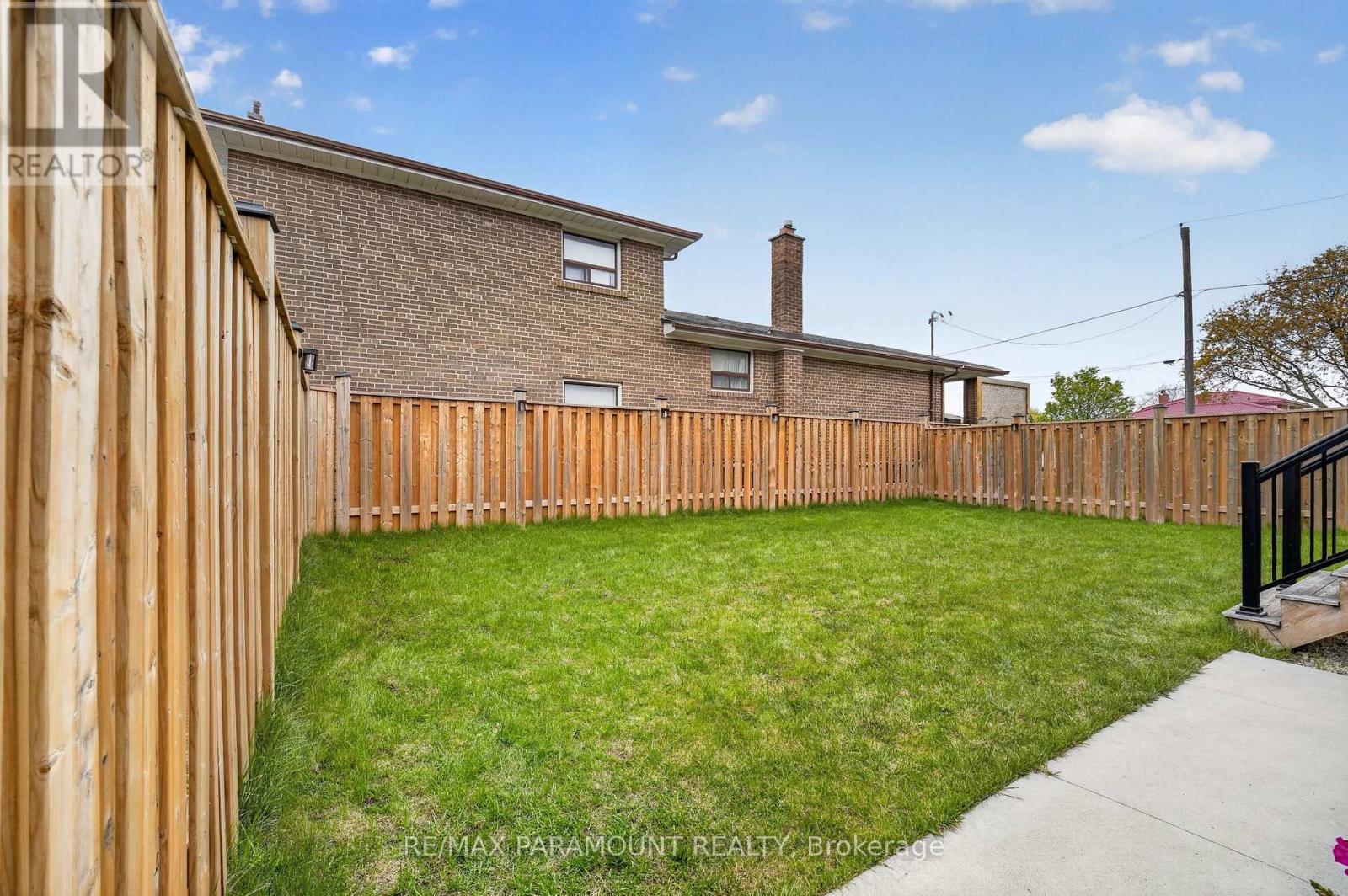 38 York Road, Toronto, Ontario  M9R 3E4 - Photo 18 - W13633704
