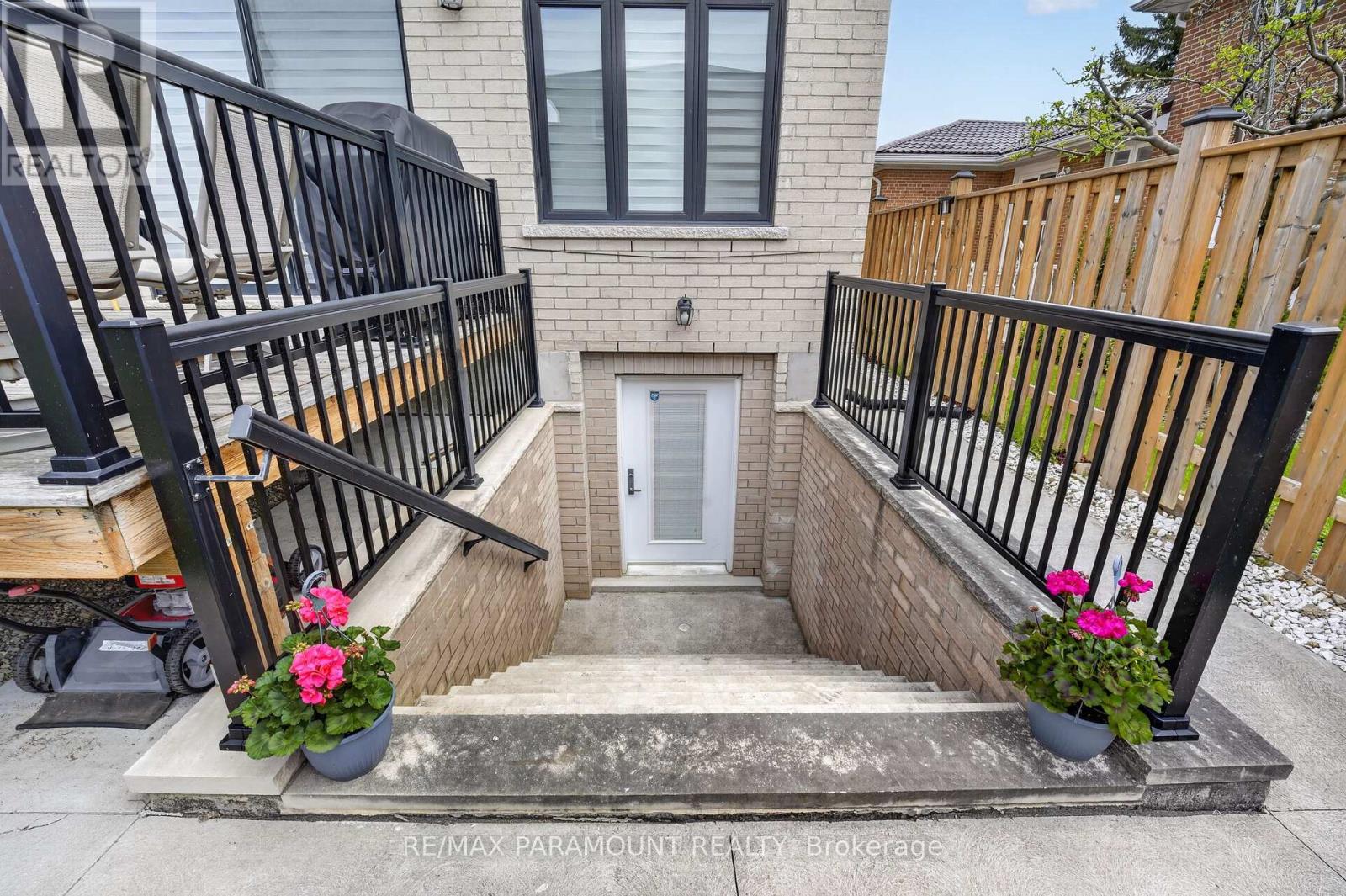 38 York Road, Toronto, Ontario  M9R 3E4 - Photo 20 - W13633704