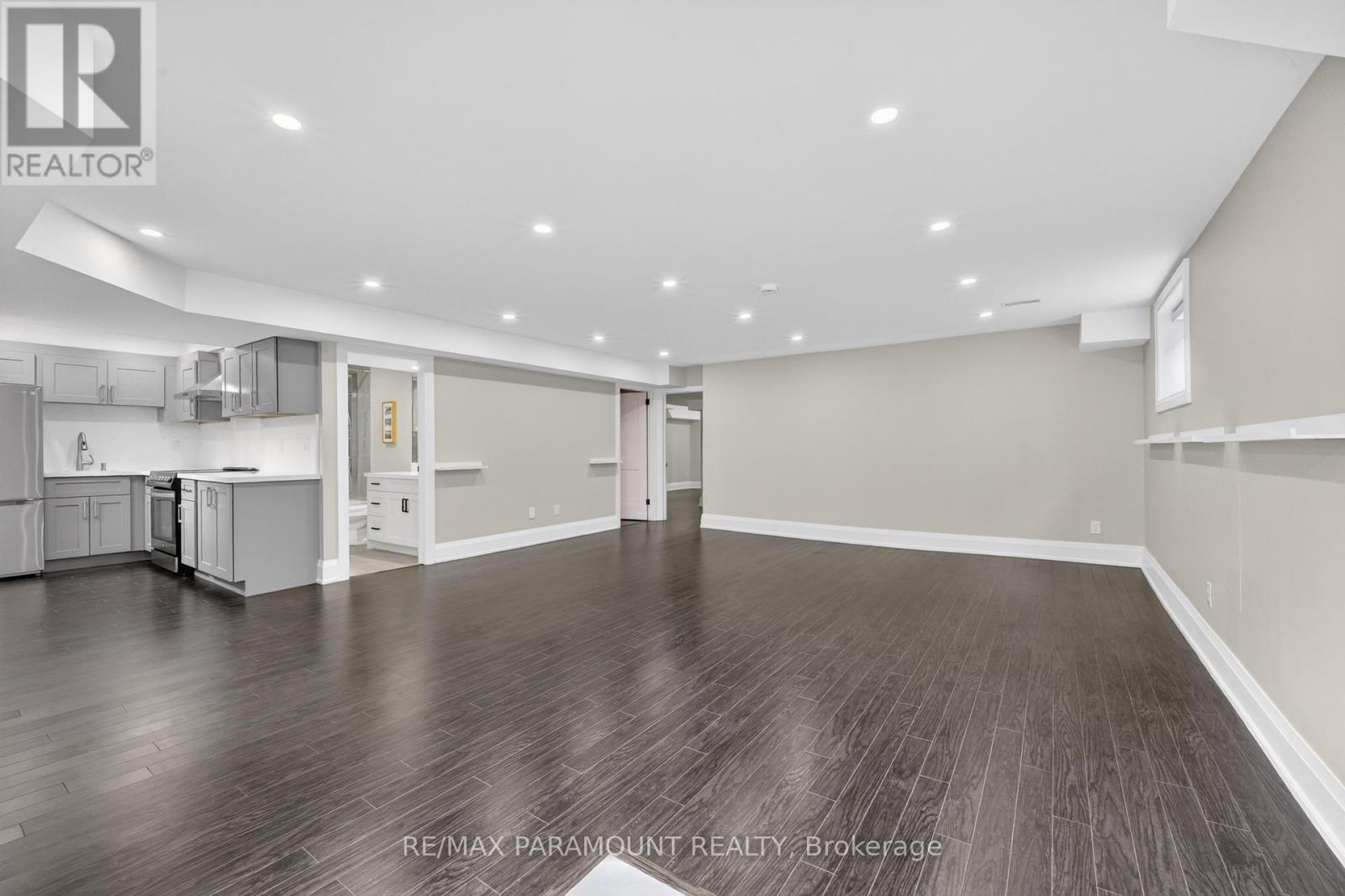 38 York Road, Toronto, Ontario  M9R 3E4 - Photo 7 - W13633704