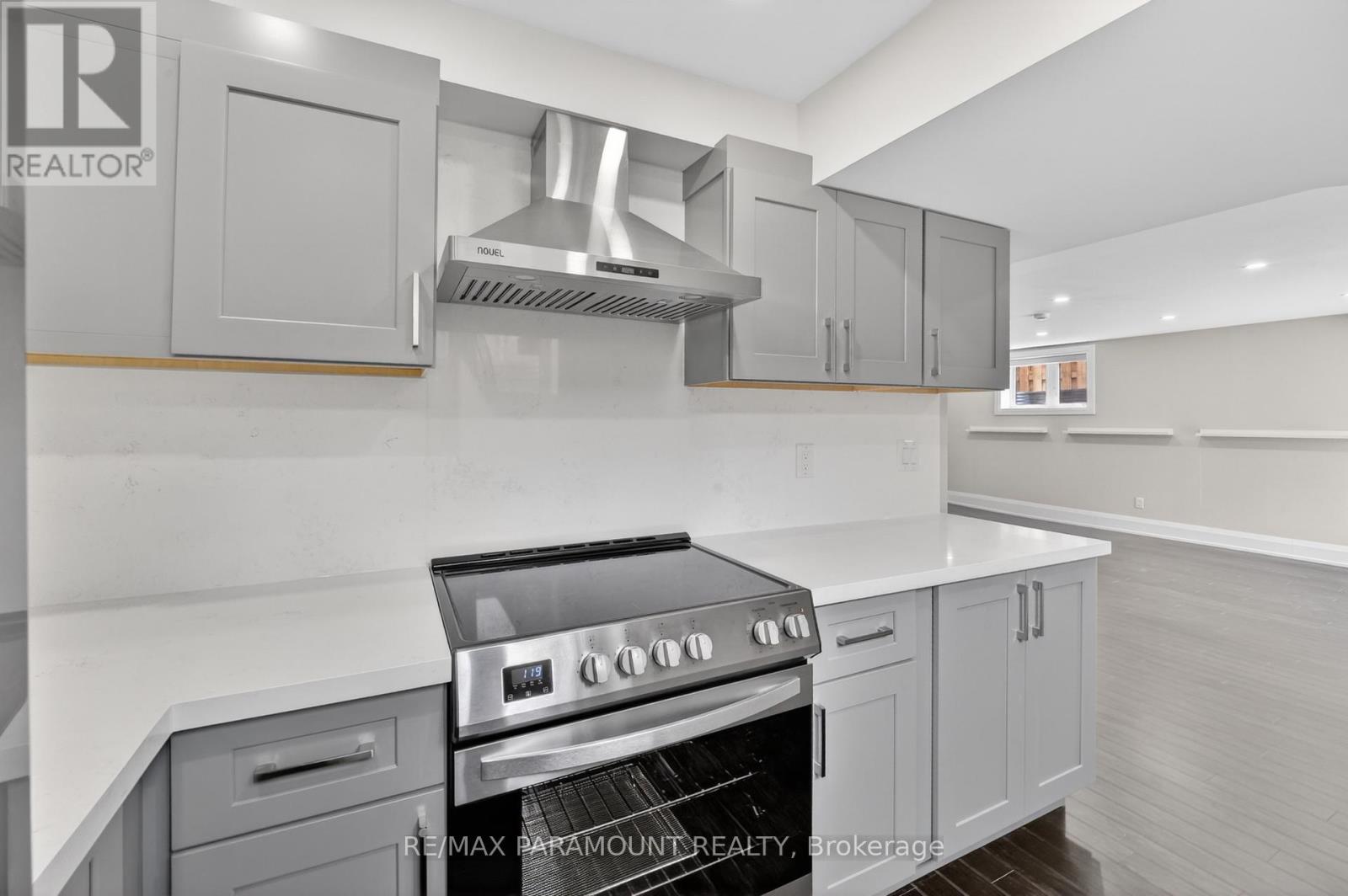 38 York Road, Toronto, Ontario  M9R 3E4 - Photo 9 - W13633704