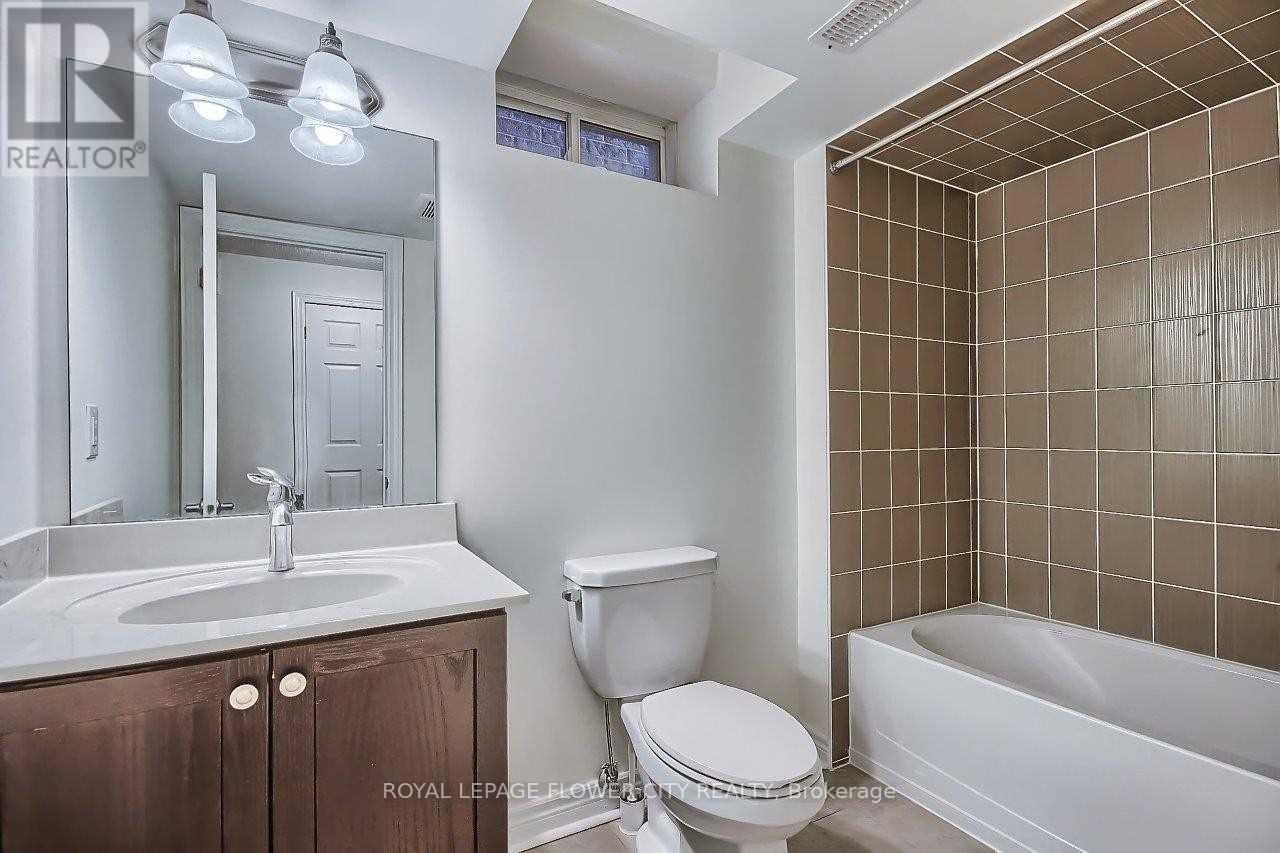 101 Huguenot Road, Oakville, Ontario  L6H 0M3 - Photo 28 - W13633722
