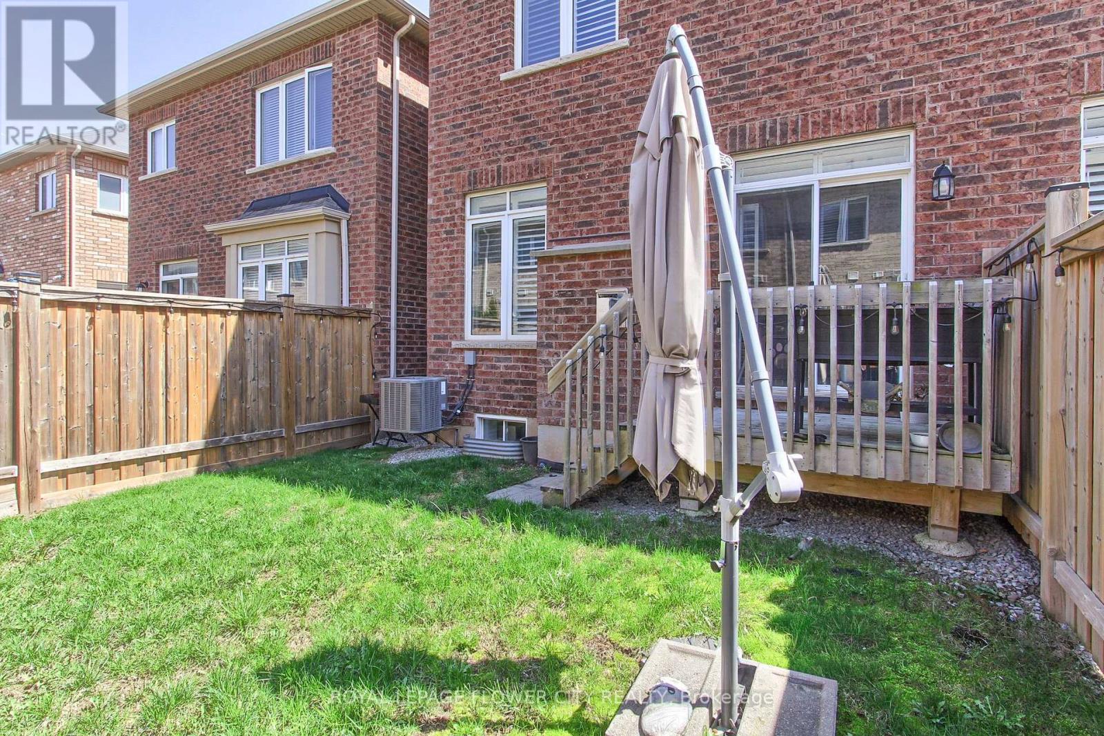 101 Huguenot Road, Oakville, Ontario  L6H 0M3 - Photo 31 - W13633722
