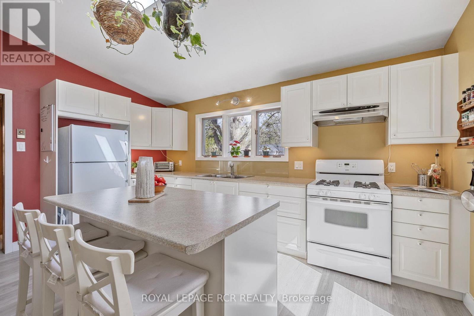 91 King Street W, Caledon, Ontario  L7E 1A2 - Photo 11 - W13633792