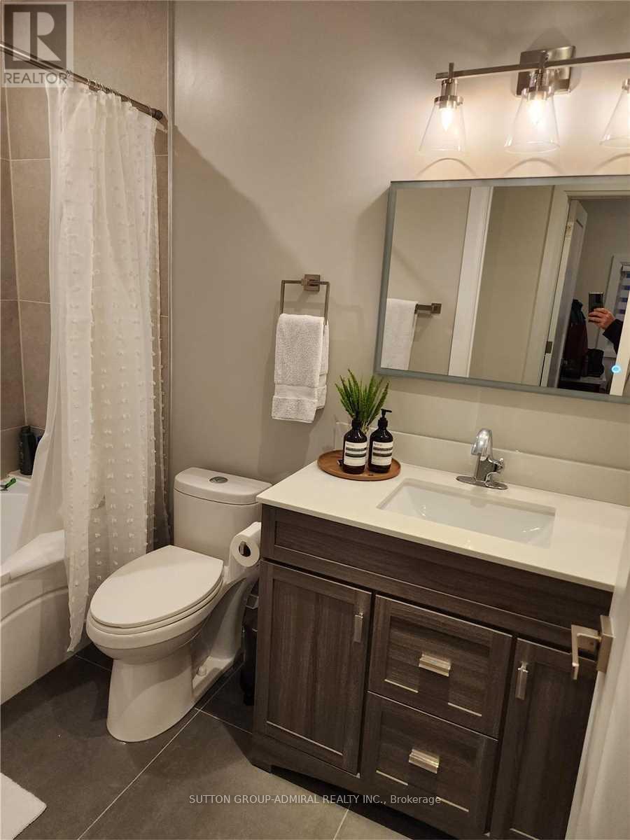 201 - 15 Ennerdale Road, Toronto, Ontario  M6E 4C2 - Photo 11 - W13633802
