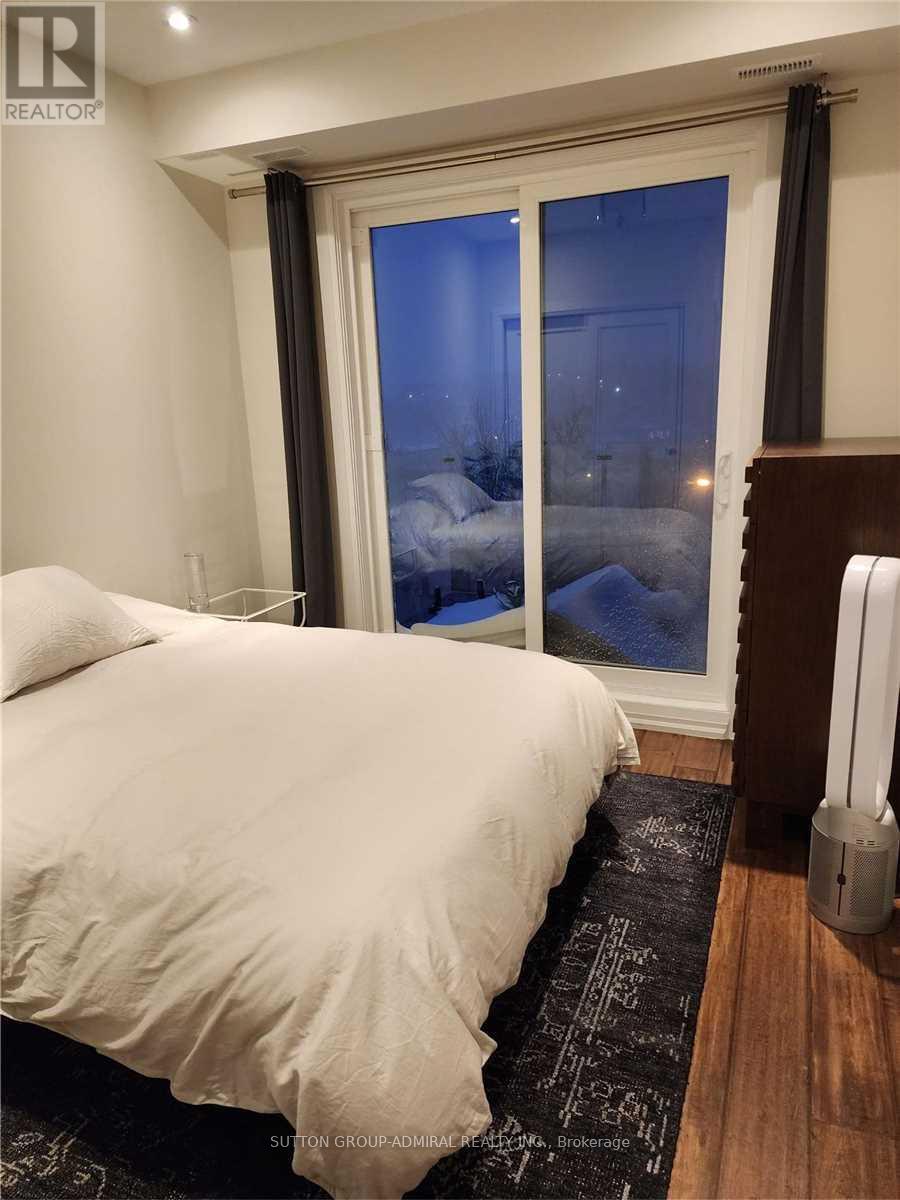201 - 15 Ennerdale Road, Toronto, Ontario  M6E 4C2 - Photo 8 - W13633802