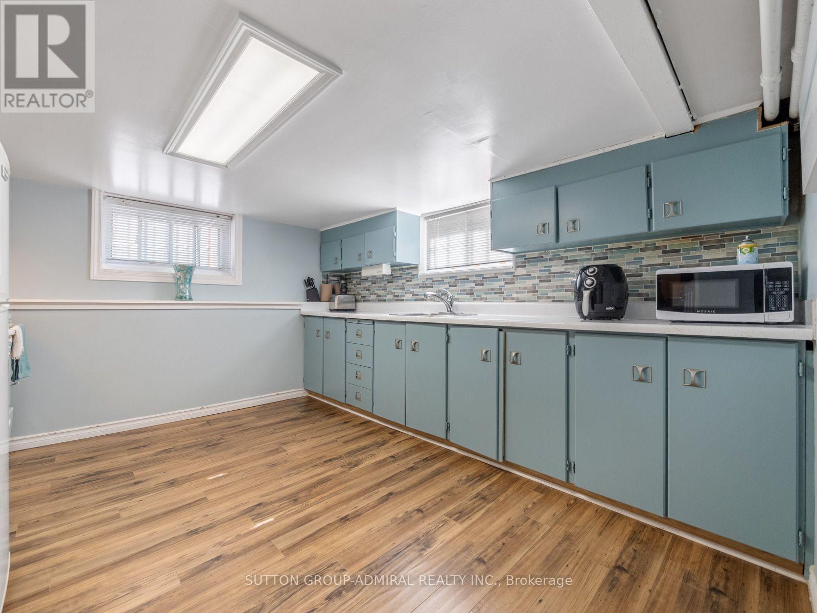980 Kipling Avenue, Toronto, Ontario  M9B 3L2 - Photo 21 - W13633804