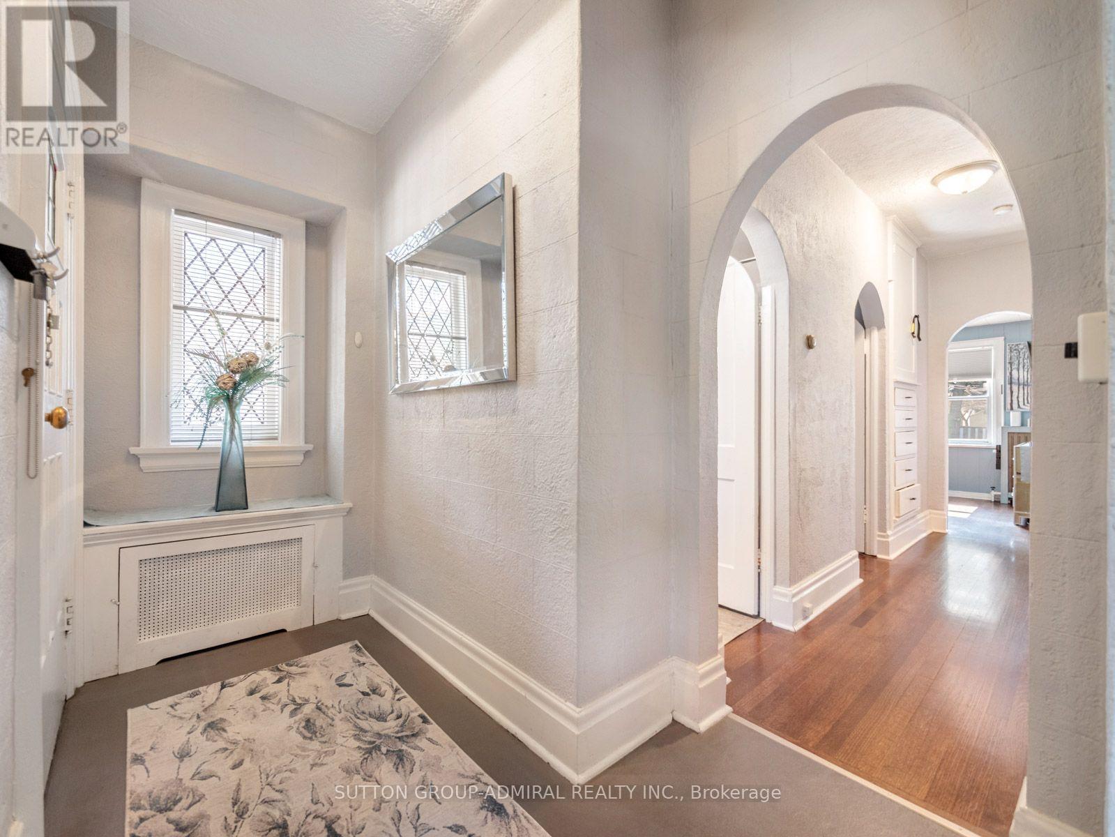 980 Kipling Avenue, Toronto, Ontario  M9B 3L2 - Photo 5 - W13633804