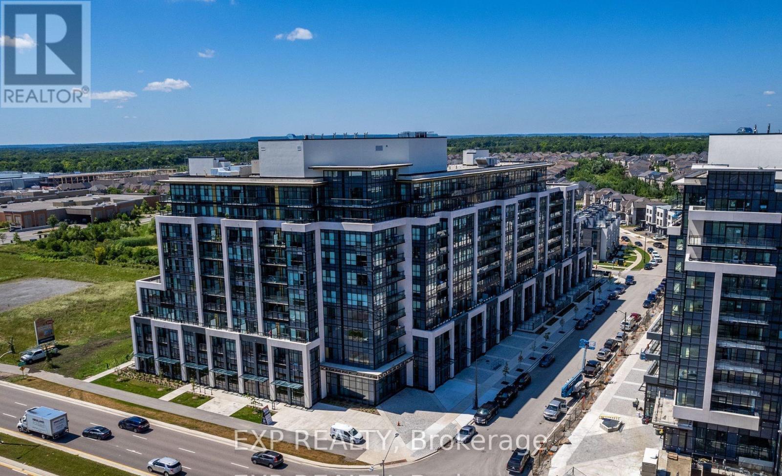 322 - 405 Dundas Street W, Oakville, Ontario  L6M 5P9 - Photo 2 - W13633814