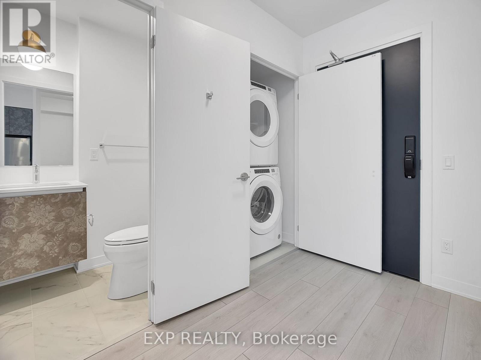 322 - 405 Dundas Street W, Oakville, Ontario  L6M 5P9 - Photo 3 - W13633814