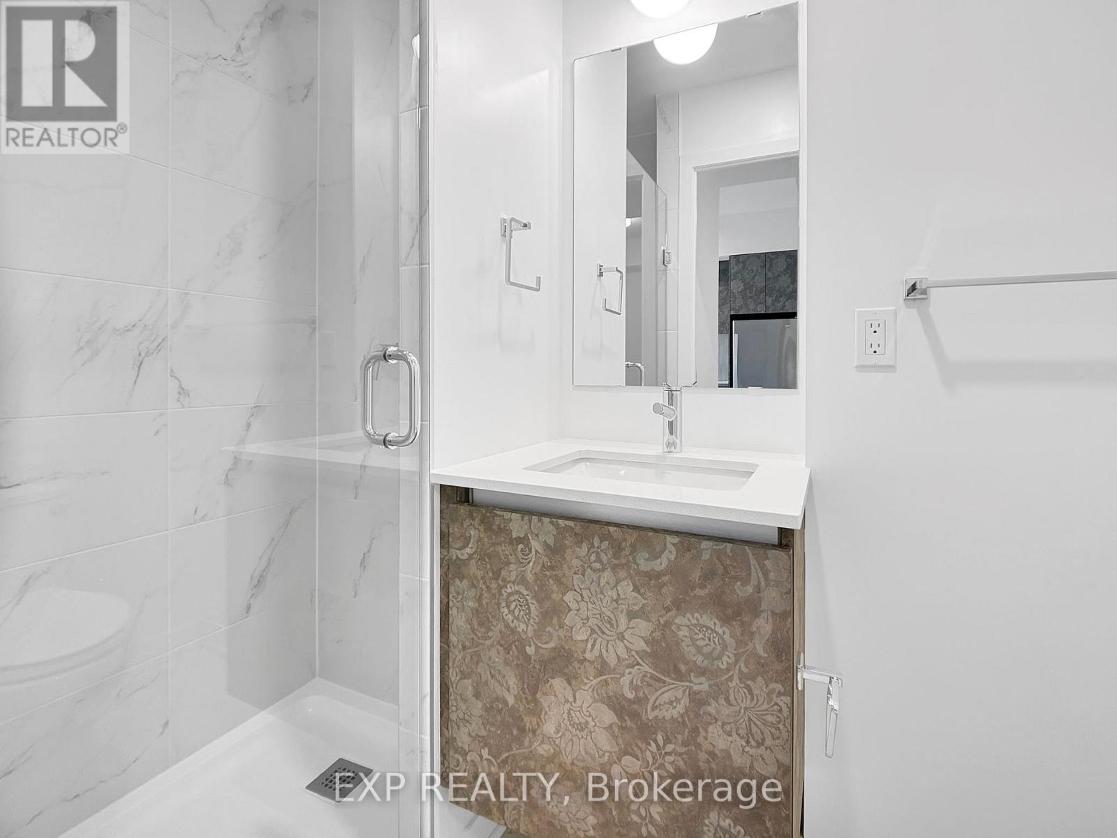 322 - 405 Dundas Street W, Oakville, Ontario  L6M 5P9 - Photo 4 - W13633814