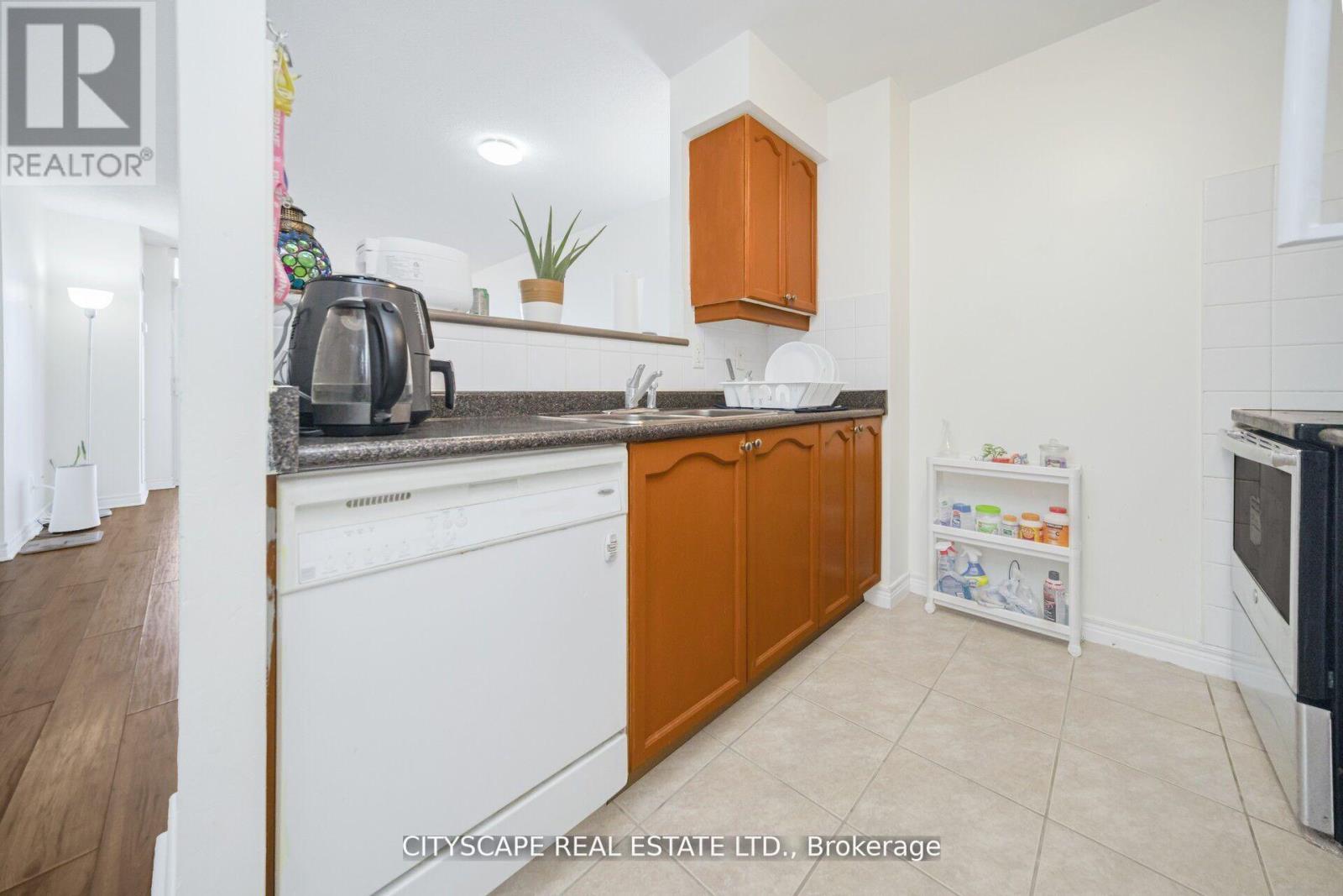 1002 - 710 Humberwood Blvd Boulevard, Toronto, Ontario  M9W 7J5 - Photo 12 - W13633870