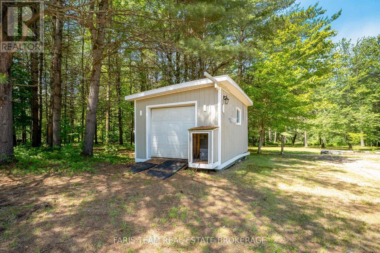 1226 Baseline Road, Gravenhurst, Ontario  P0E 1N0 - Photo 35 - X13633606