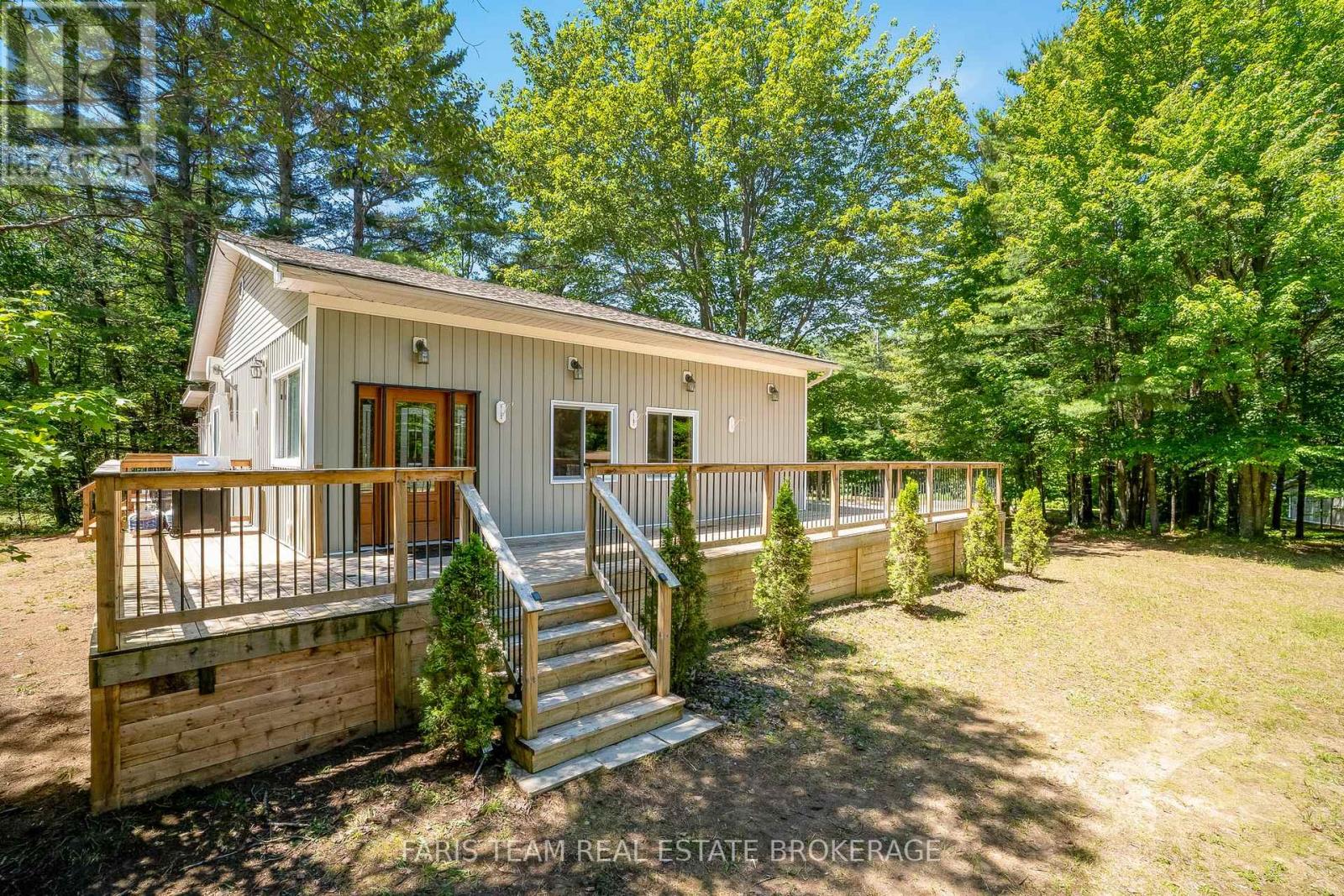 1226 Baseline Road, Gravenhurst, Ontario  P0E 1N0 - Photo 4 - X13633606