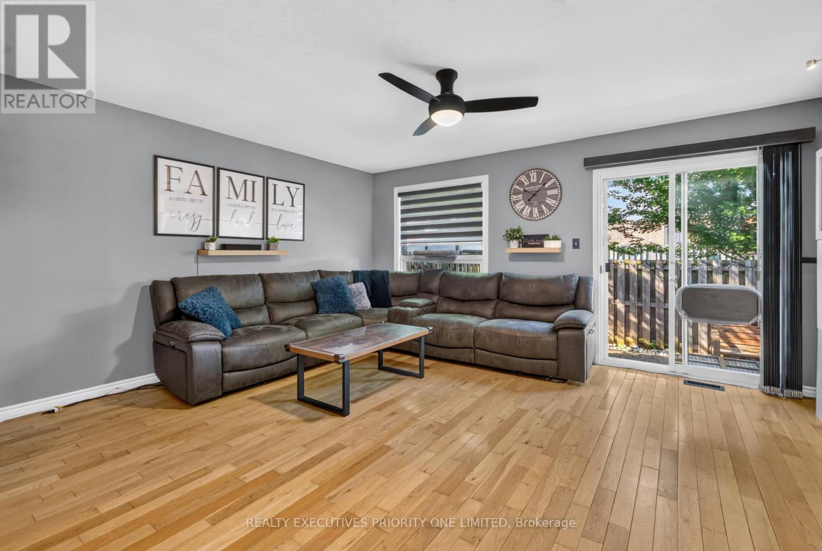 9 - 37 Bond Court, Guelph, Ontario  N1H 8P3 - Photo 11 - X13633724