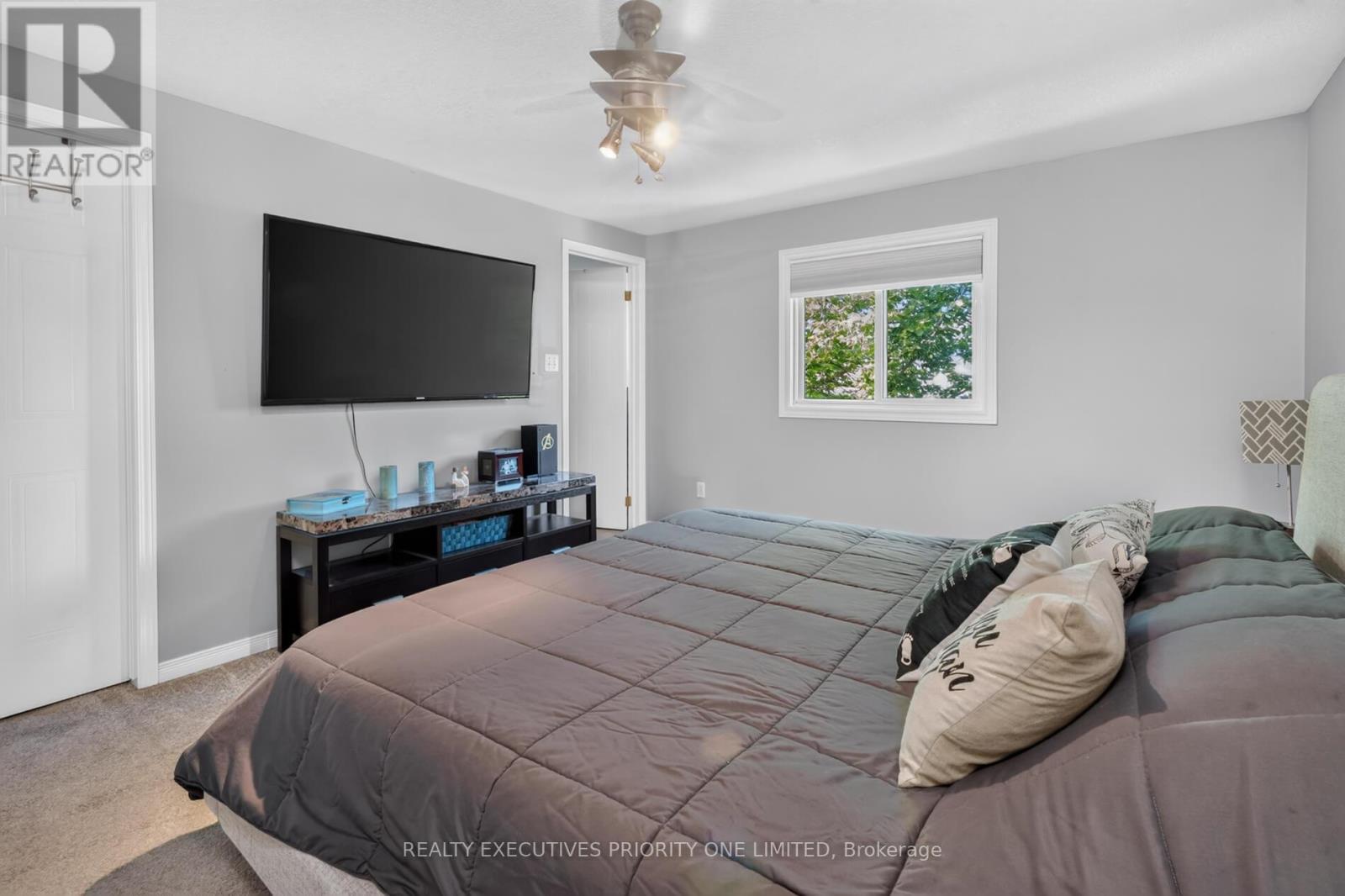 9 - 37 Bond Court, Guelph, Ontario  N1H 8P3 - Photo 17 - X13633724