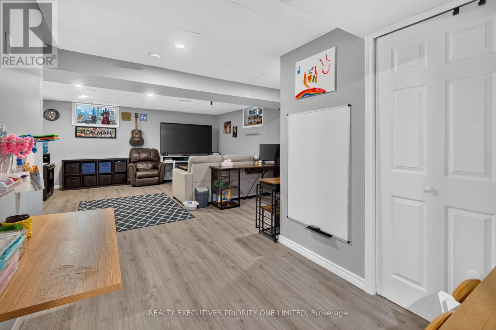 9 - 37 Bond Court, Guelph, Ontario  N1H 8P3 - Photo 26 - X13633724