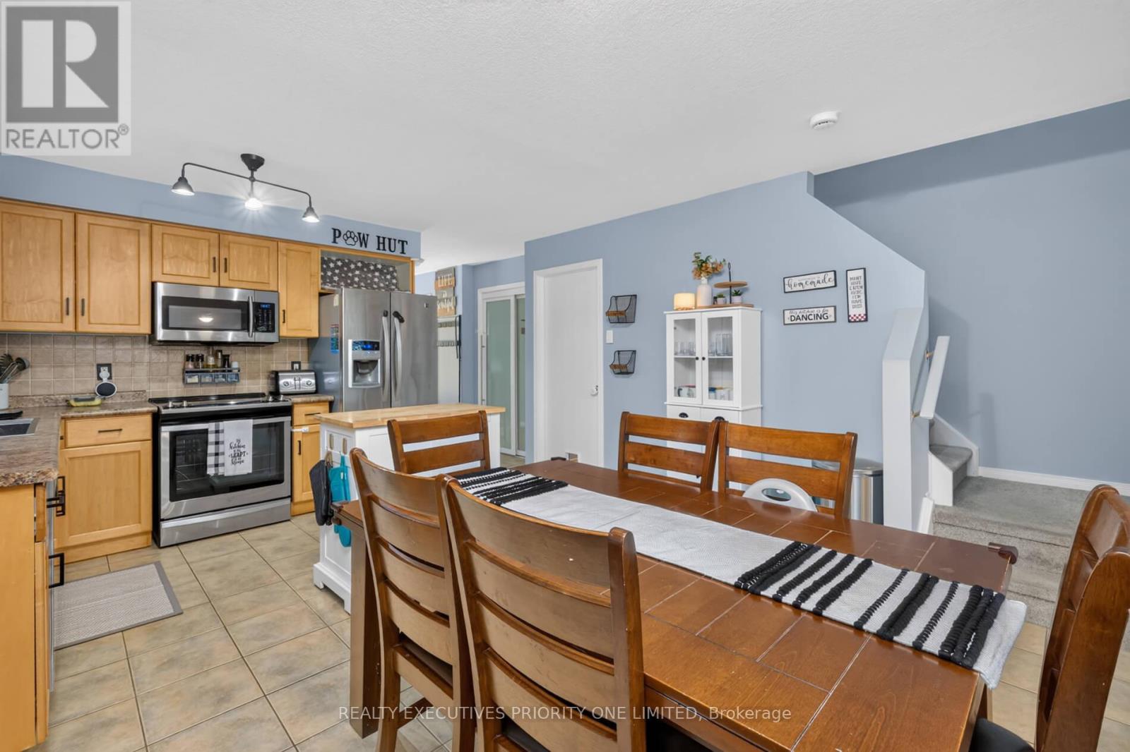 9 - 37 Bond Court, Guelph, Ontario  N1H 8P3 - Photo 6 - X13633724