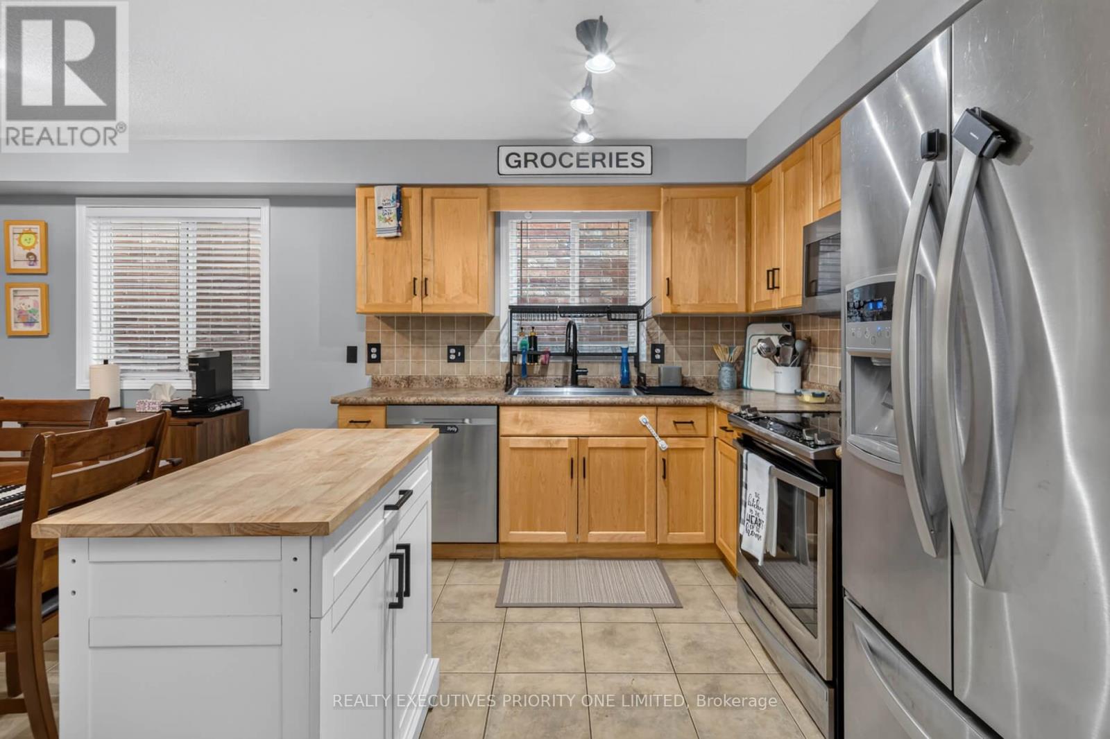 9 - 37 Bond Court, Guelph, Ontario  N1H 8P3 - Photo 7 - X13633724