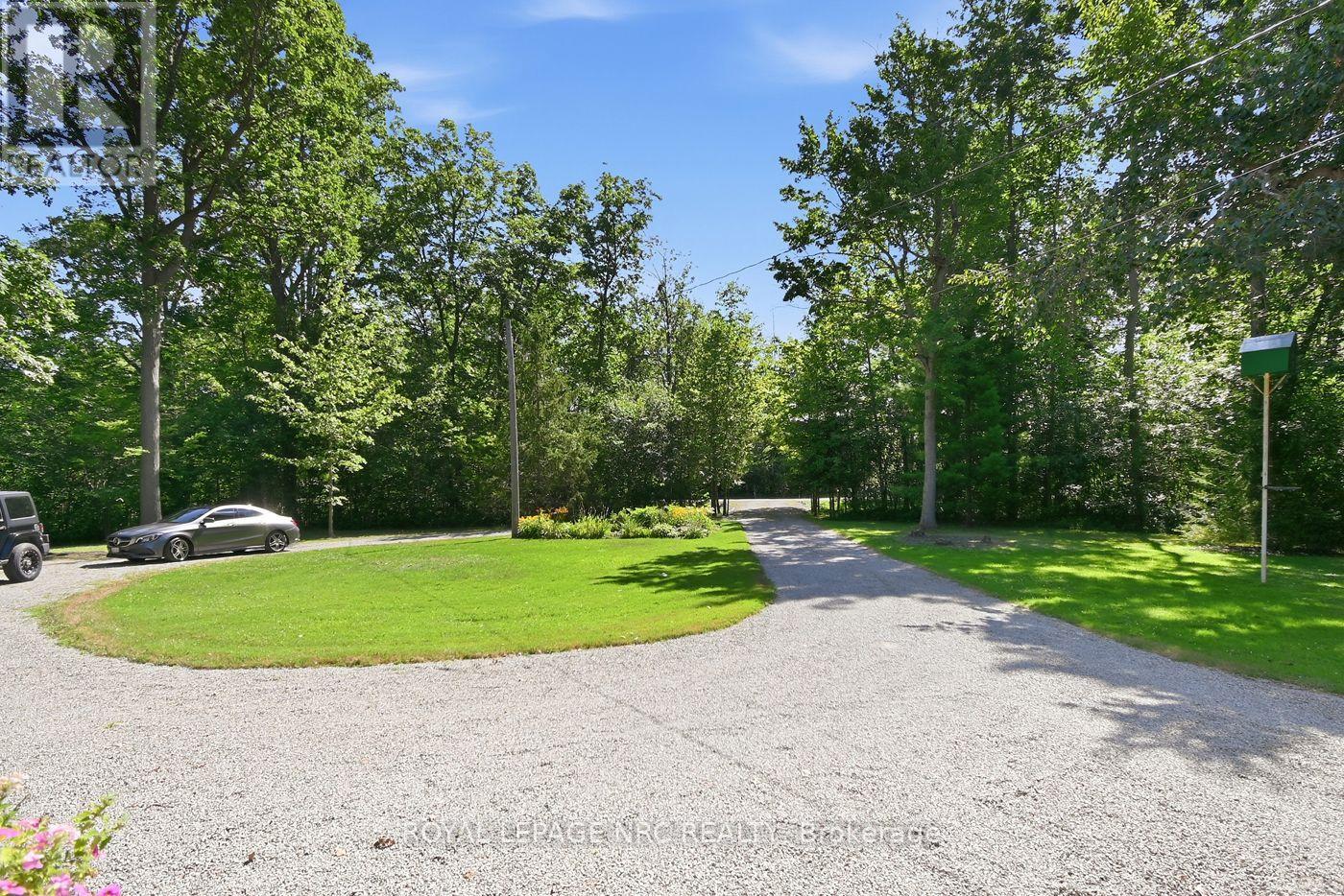 1363 Ott Road, Fort Erie, Ontario  L0S 1S0 - Photo 3 - X13633732
