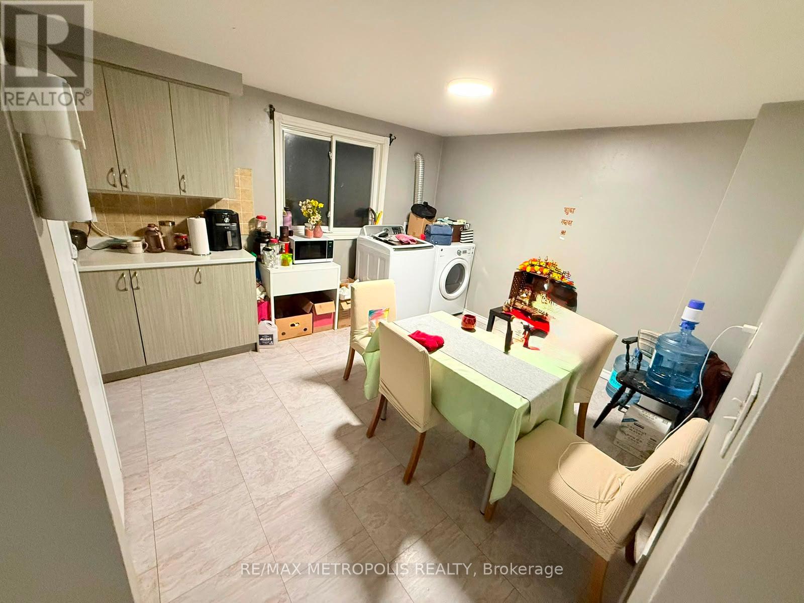 Main - 152 Woodside Avenue, Cambridge, Ontario  N1S 3Y1 - Photo 3 - X13633752