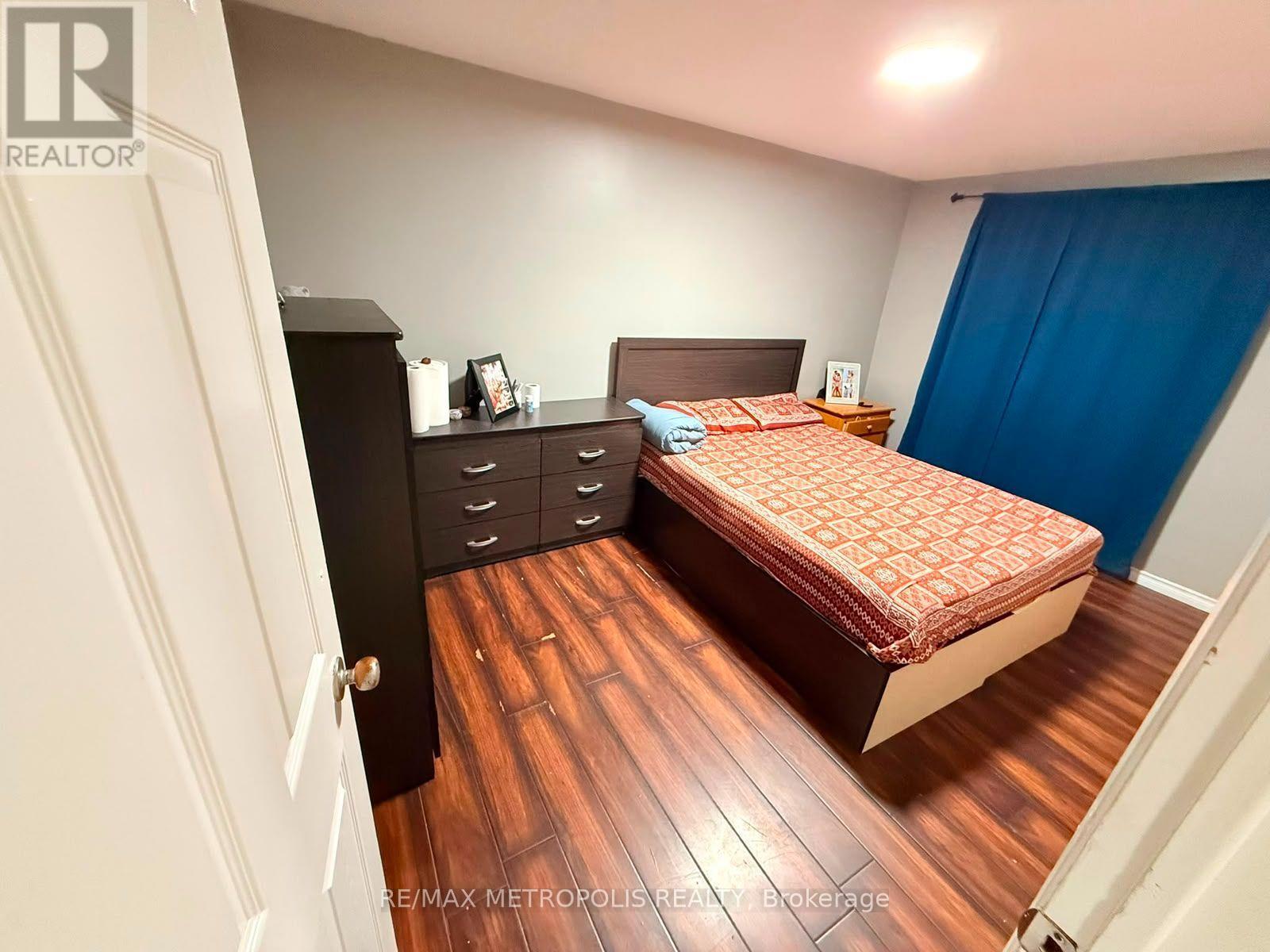 Main - 152 Woodside Avenue, Cambridge, Ontario  N1S 3Y1 - Photo 8 - X13633752