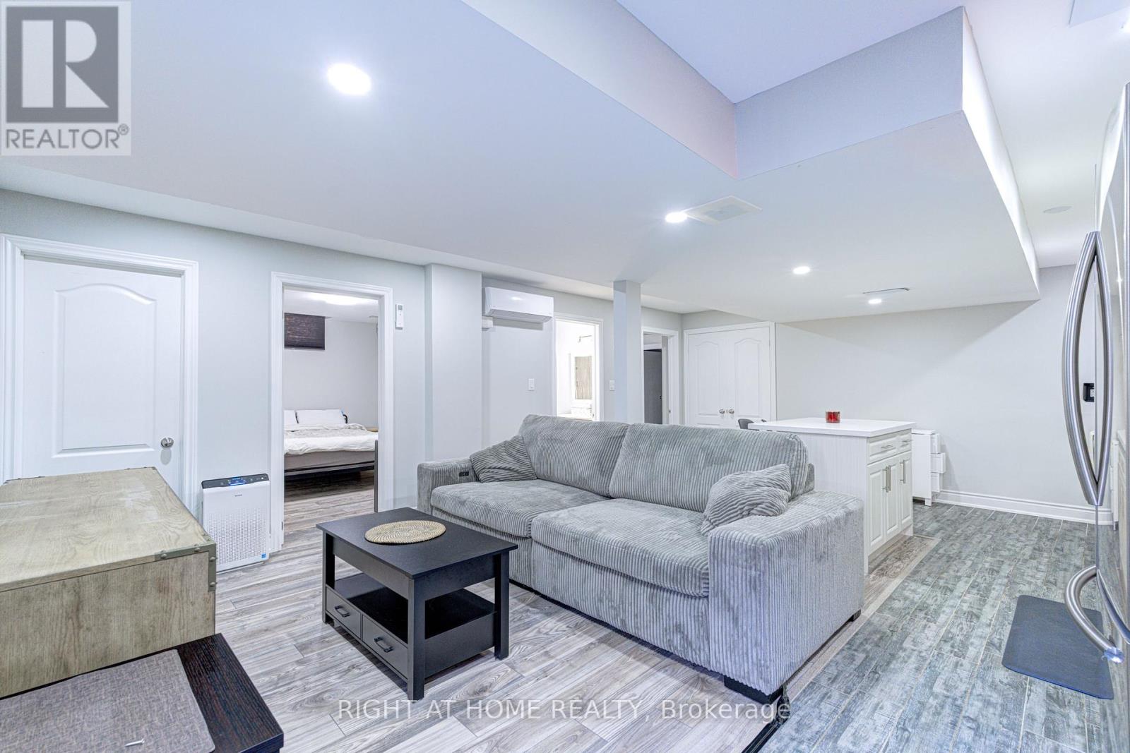 Bsmnt - 7217 Terragar Boulevard, Mississauga, Ontario  L5N 7L9 - Photo 2 - W13525042