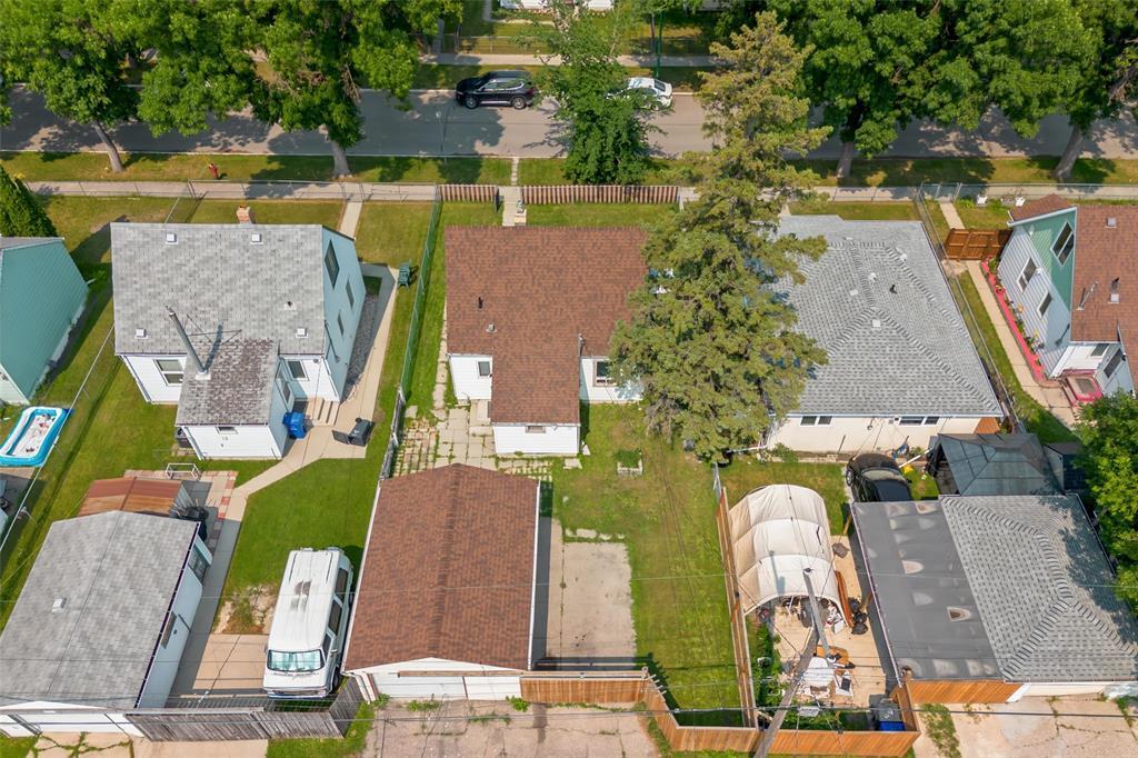 1534 Pritchard Avenue, Winnipeg, Manitoba  R2X 0H7 - Photo 31 - 202619361