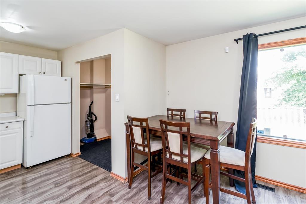 1534 Pritchard Avenue, Winnipeg, Manitoba  R2X 0H7 - Photo 5 - 202619361