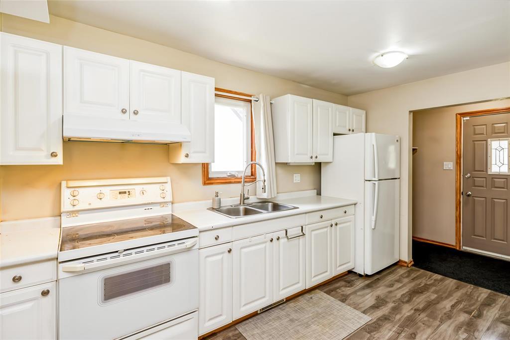 1534 Pritchard Avenue, Winnipeg, Manitoba  R2X 0H7 - Photo 6 - 202619361