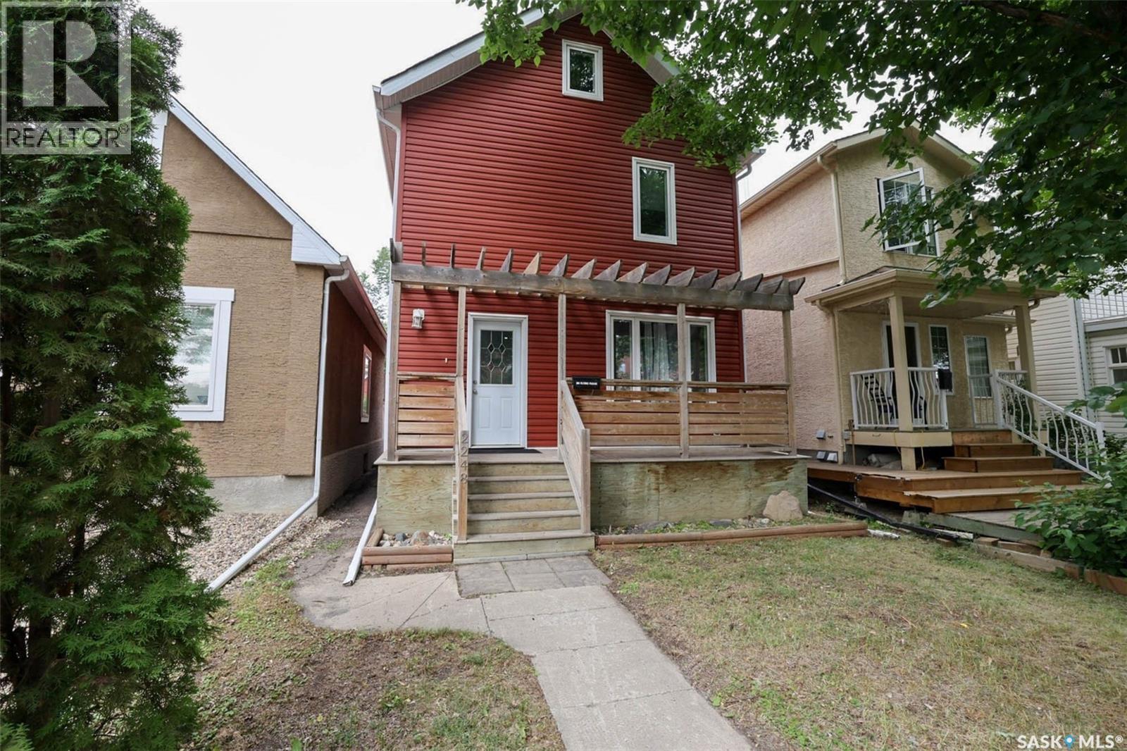 2248 Halifax Street, Regina, Saskatchewan  S4P 1V2 - Photo 1 - SK044426