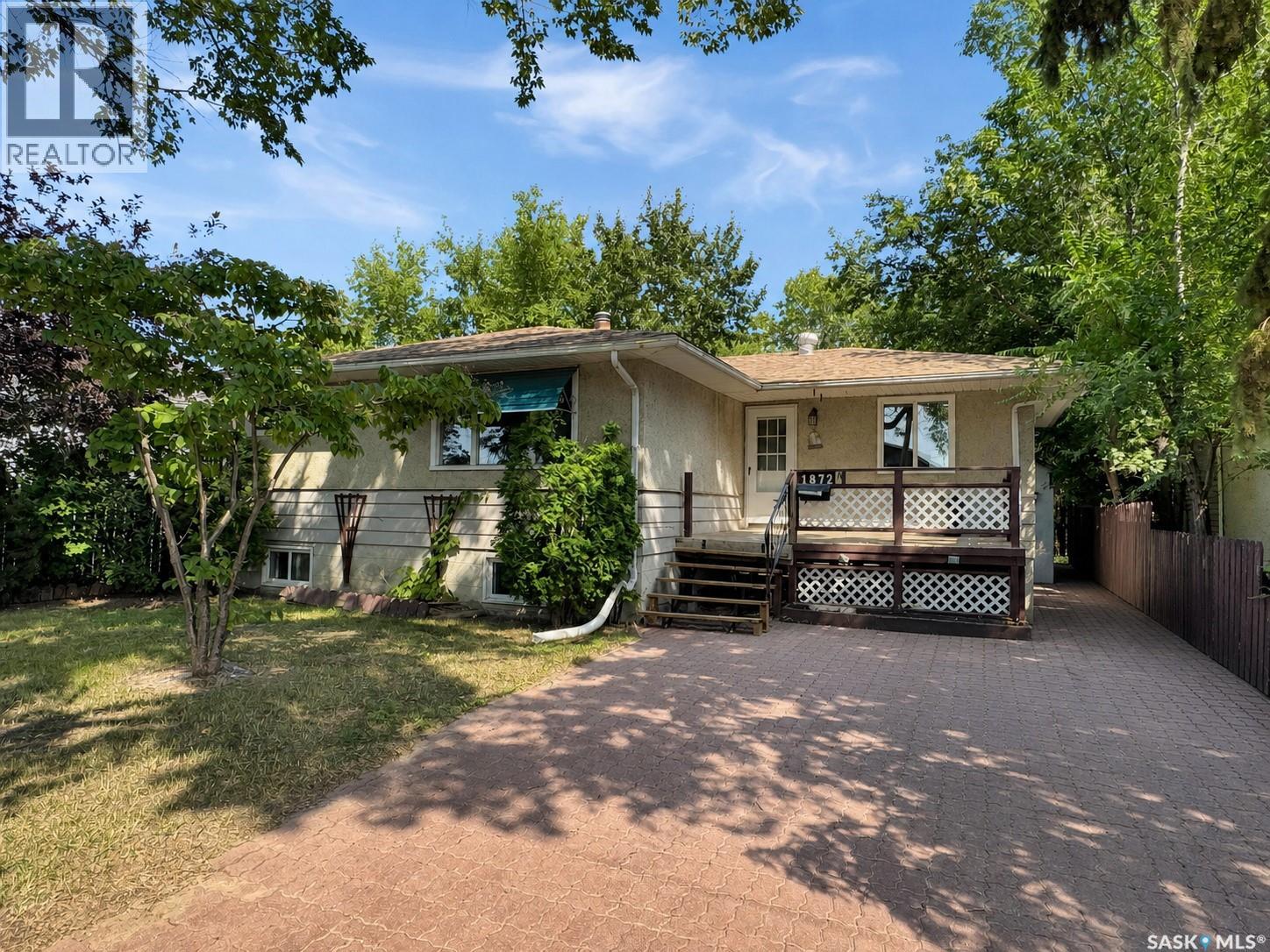 1872 101st STREET, north battleford, Saskatchewan
