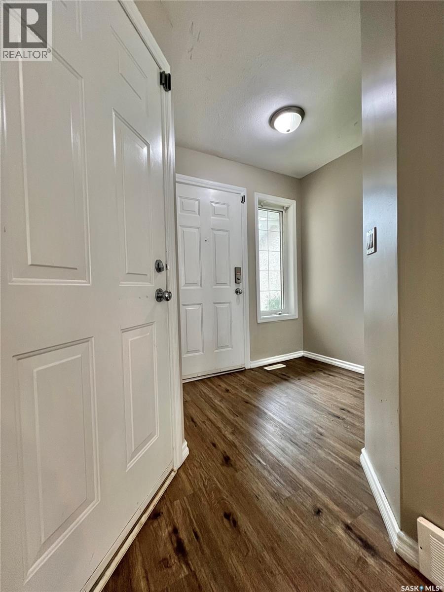 50 103 Banyan Crescent, Saskatoon, Saskatchewan  S7V 1G3 - Photo 2 - SK044329