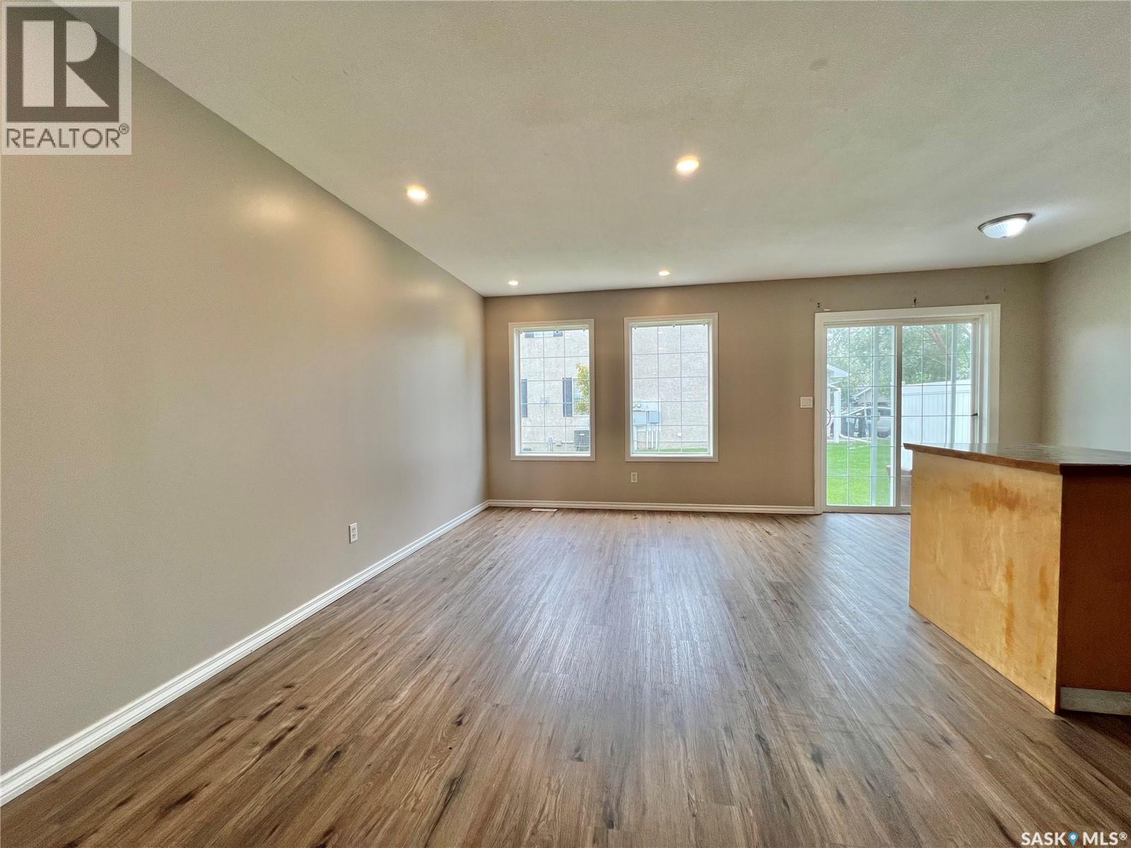 50 103 Banyan Crescent, Saskatoon, Saskatchewan  S7V 1G3 - Photo 5 - SK044329