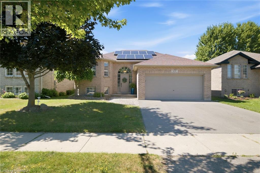 62 Donegal Drive, Brantford, Ontario  N3T 6L2 - Photo 1 - 40852661