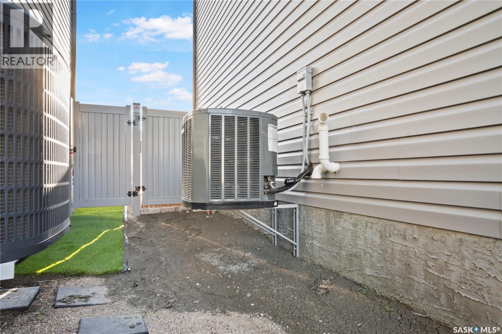 1772 West Market Street, Regina, Saskatchewan  S4Y 0G3 - Photo 26 - SK037249