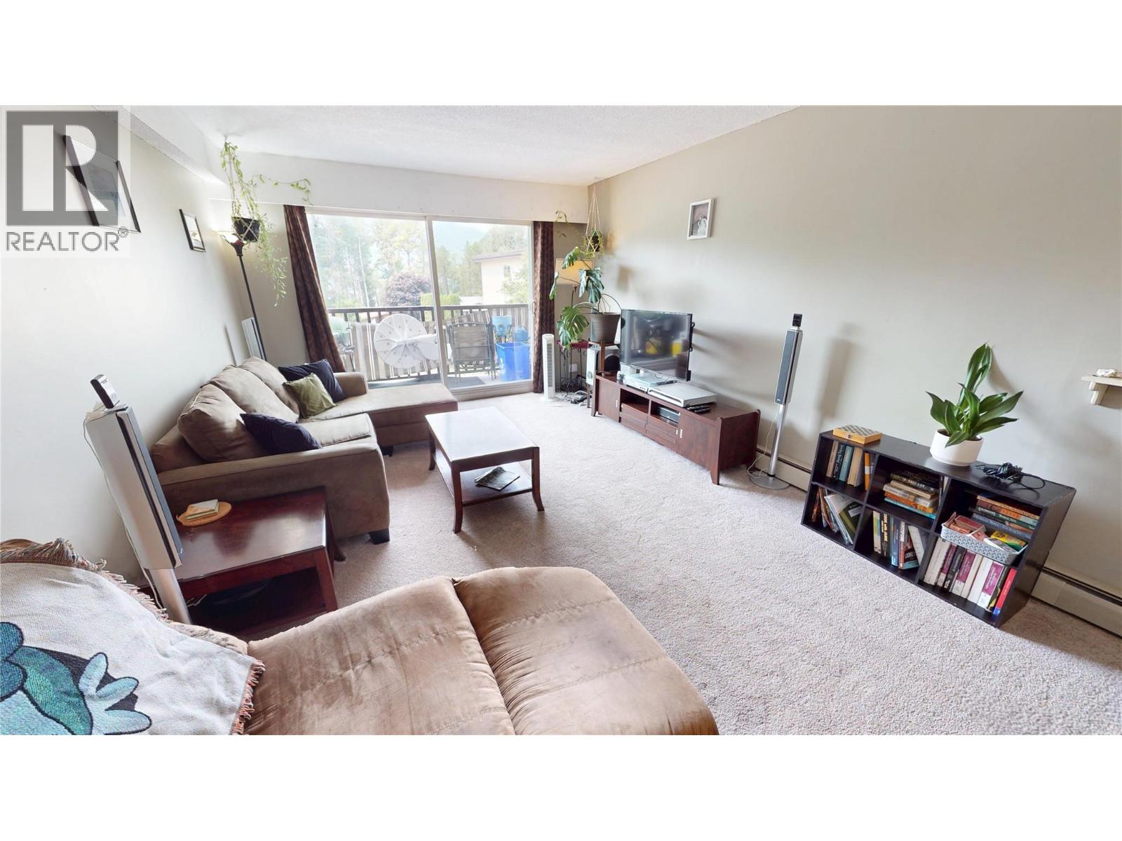 45 Ridgemont Drive Unit# 302, Fernie, British Columbia  V0B 1M2 - Photo 4 - 10396609