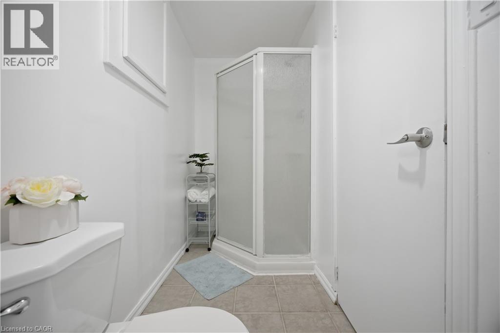 10 Ristau Crescent, Kitchener, Ontario  N2E 3A8 - Photo 32 - 40845388