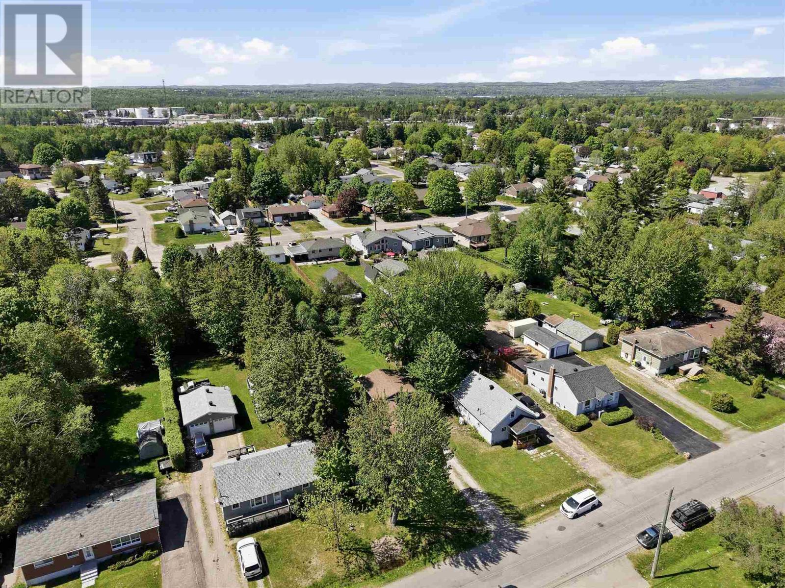 104 Eastern Ave, Sault Ste. Marie, Ontario  P6A 4R2 - Photo 35 - SM261572