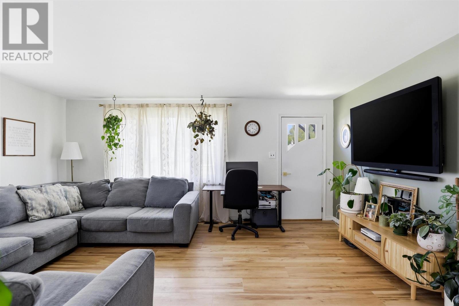 104 Eastern Ave, Sault Ste. Marie, Ontario  P6A 4R2 - Photo 4 - SM261572