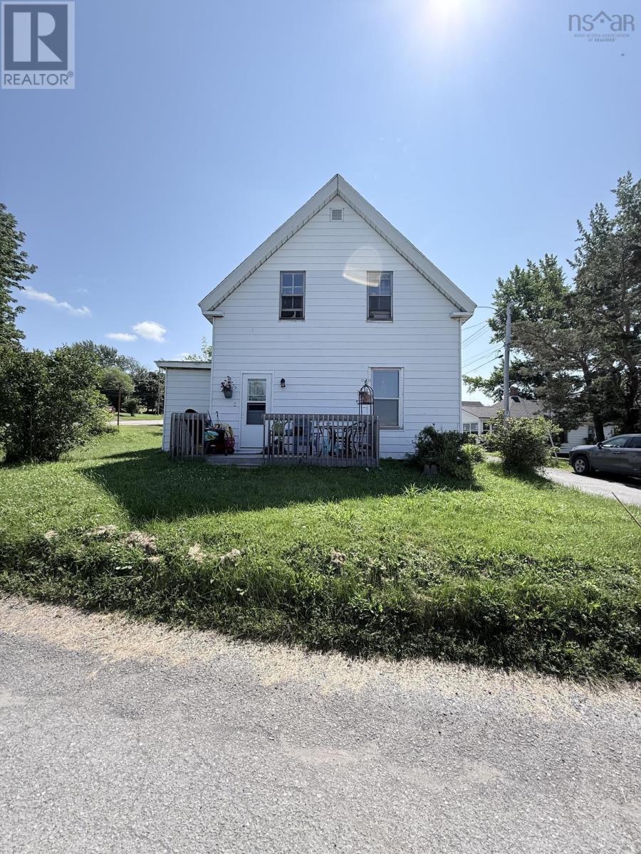 5 Fraser Lane, Trenton, Nova Scotia  B0K 1X0 - Photo 1 - 202619470
