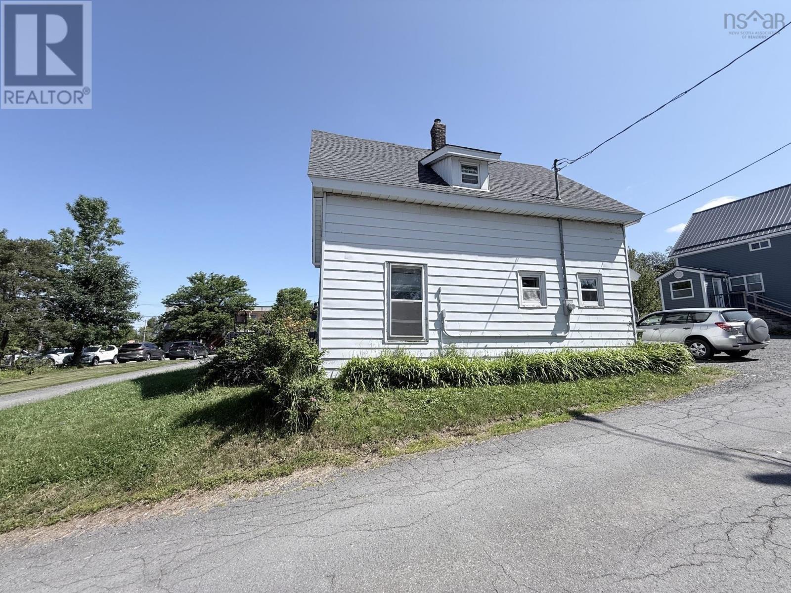 5 Fraser Lane, Trenton, Nova Scotia  B0K 1X0 - Photo 2 - 202619470