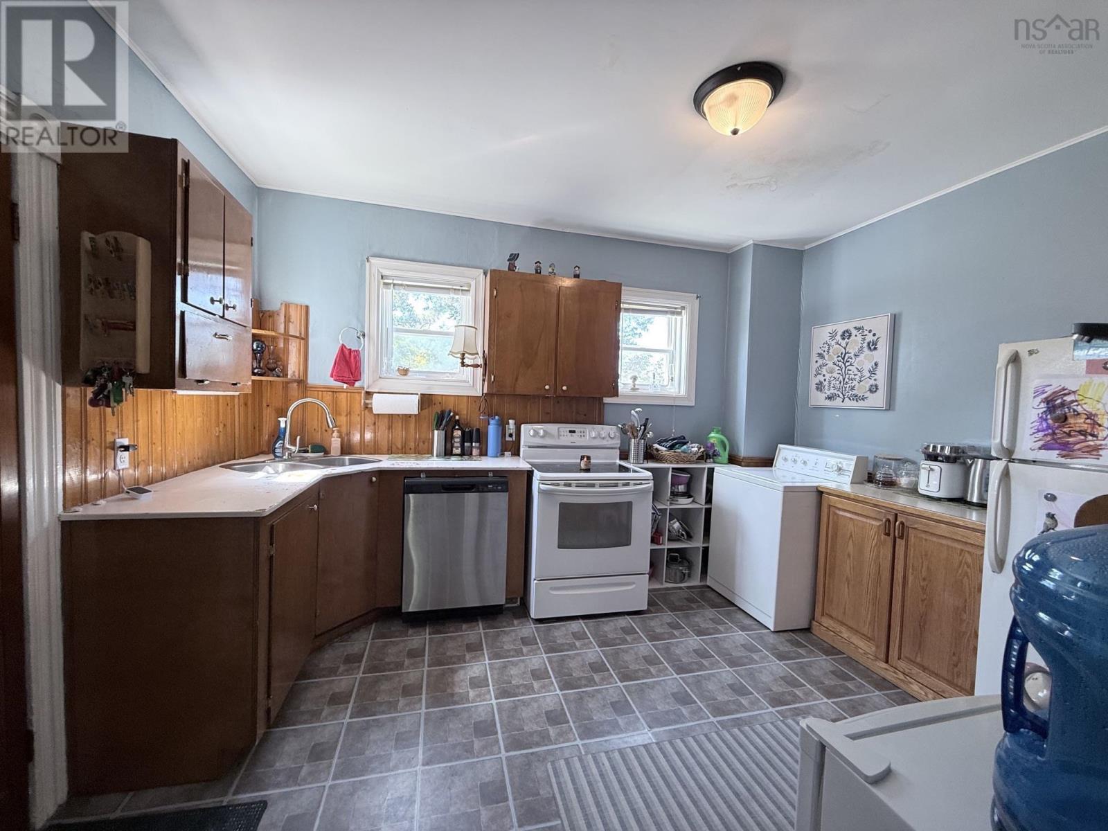 5 Fraser Lane, Trenton, Nova Scotia  B0K 1X0 - Photo 8 - 202619470