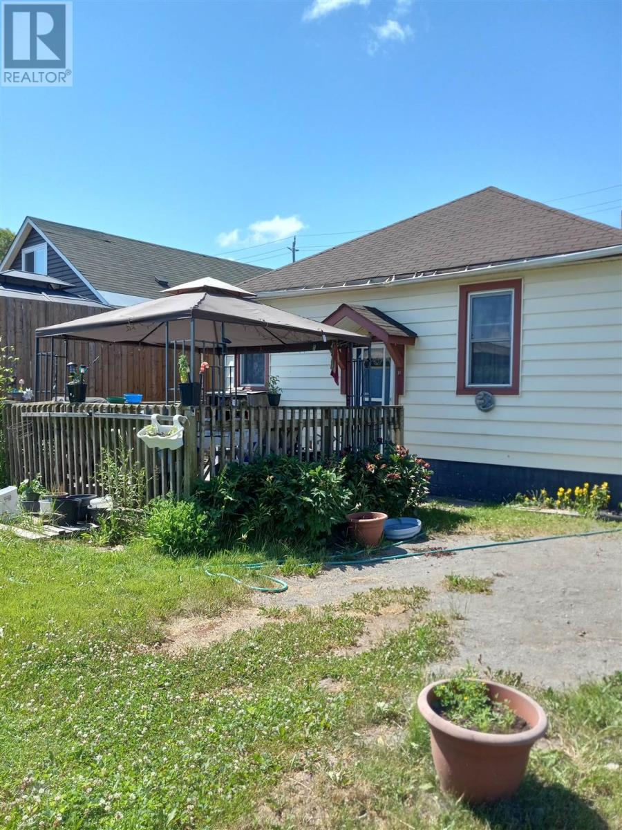 194 Wellington St E, Sault Ste. Marie, Ontario  P6A 2L5 - Photo 5 - SM262034