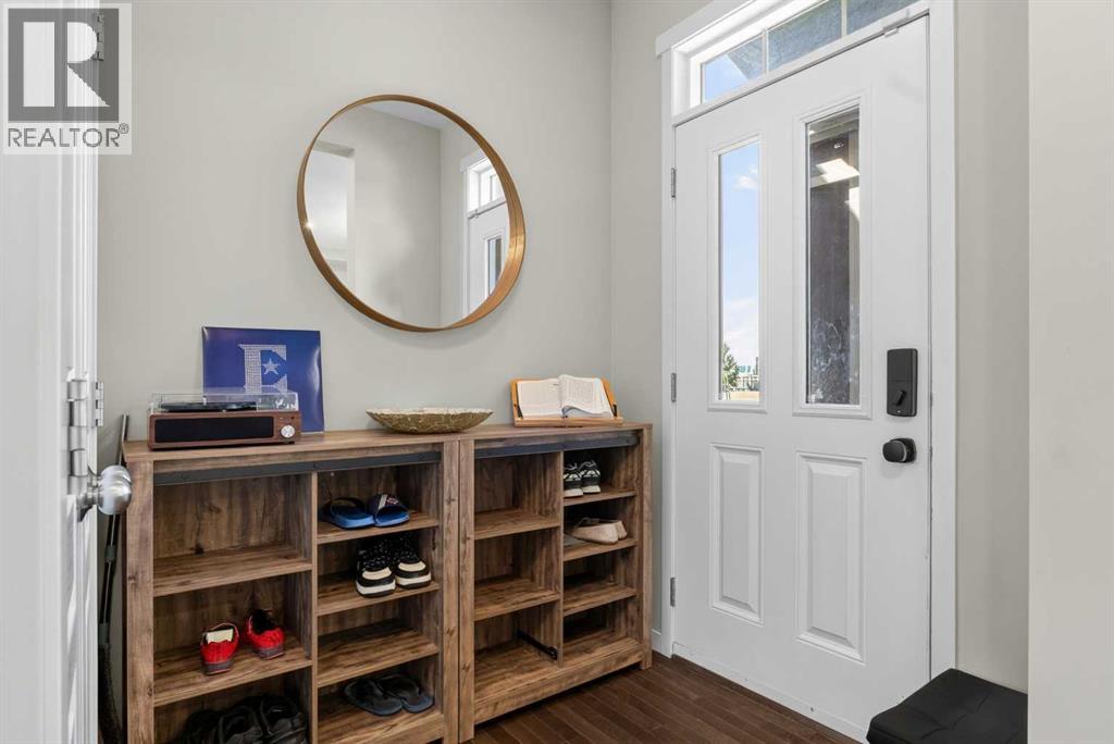213 Mahogany Heights SE, Calgary, Alberta  T3M 0X7 - Photo 3 - A2334054